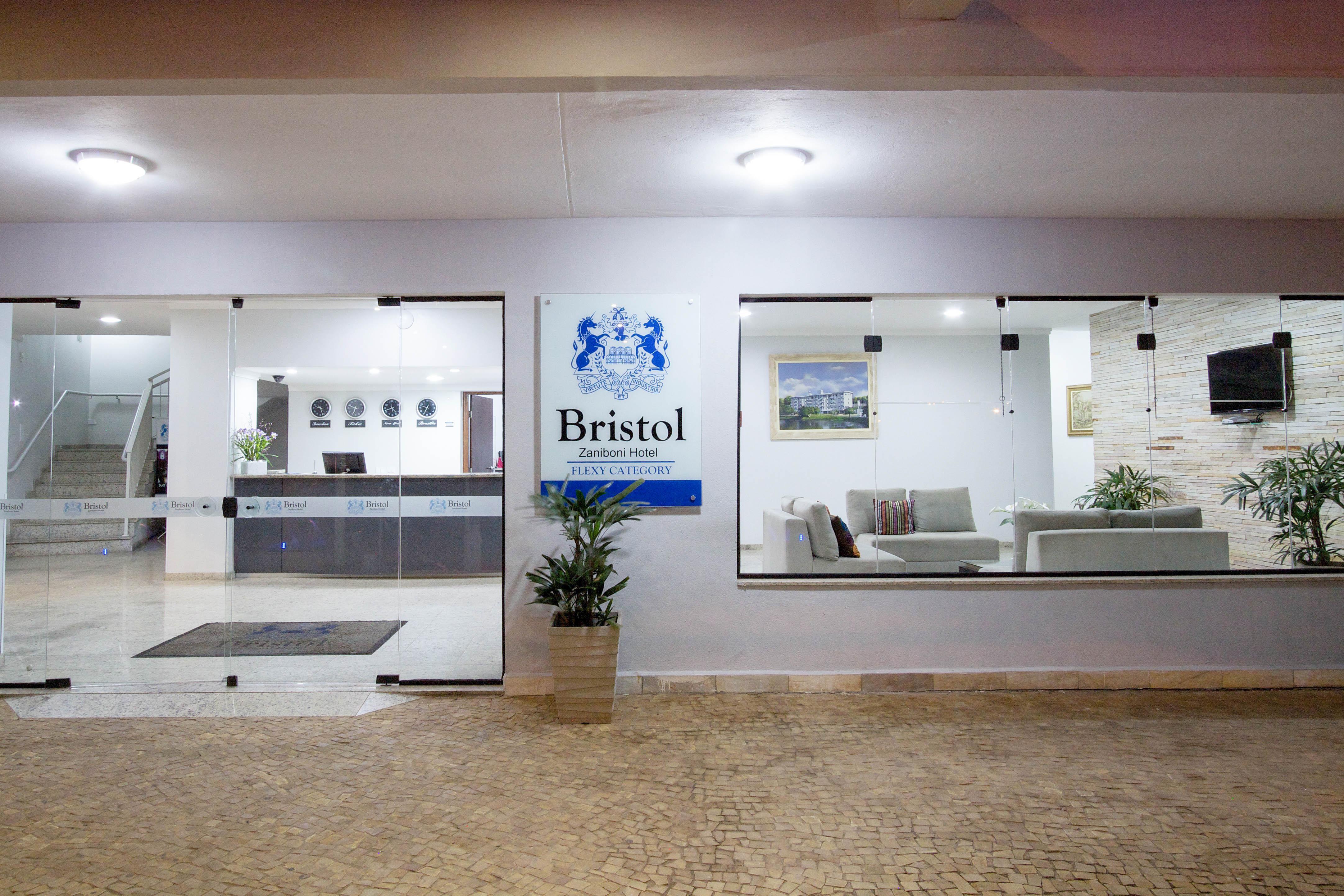 Hotel Bristol Zaniboni Mogi Mirim Extérieur photo