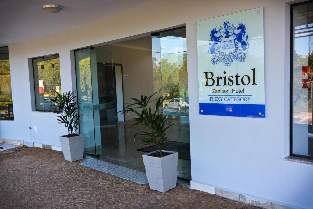 Hotel Bristol Zaniboni Mogi Mirim Extérieur photo